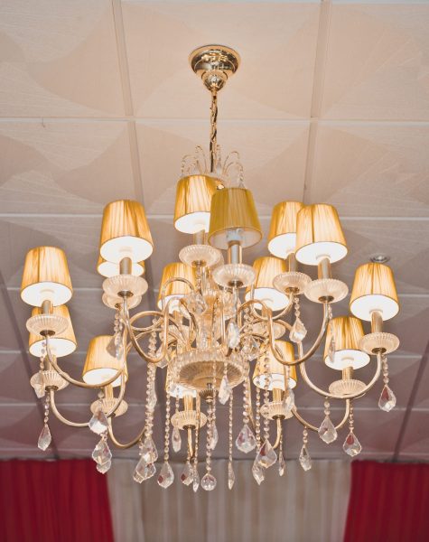 Big beautiful chandelier.