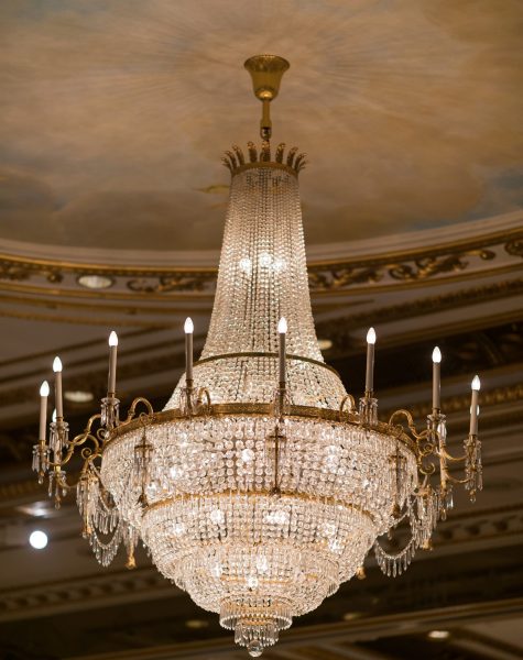 Chandeliers, beautiful light, luxury light